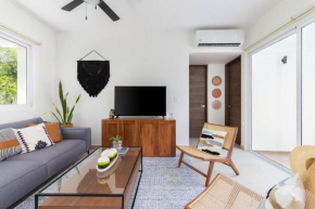 New Sunset Penthouse, scenic terrace, grill & Gym